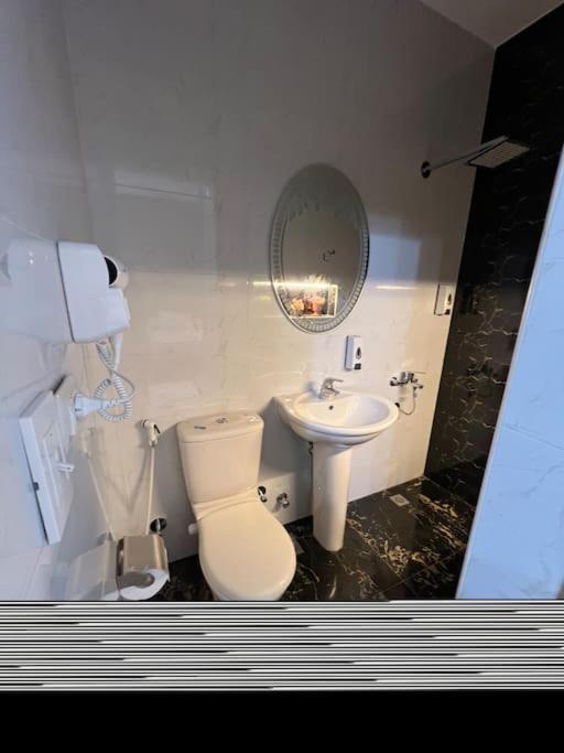 Luxury Apartment Downtown Kaherah Luaran gambar