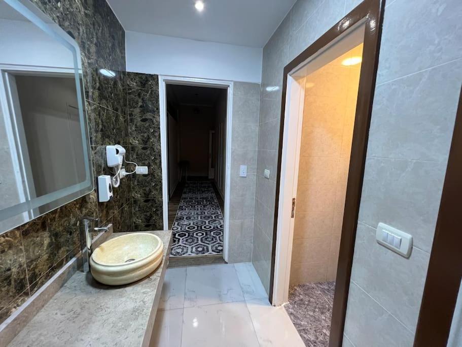 Luxury Apartment Downtown Kaherah Luaran gambar