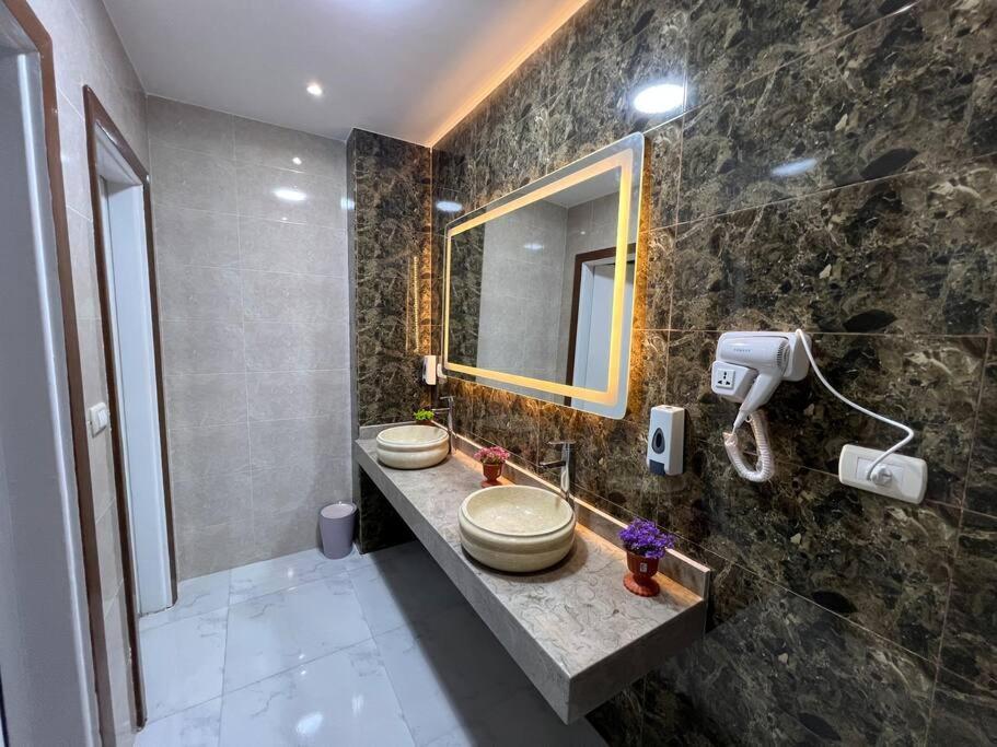 Luxury Apartment Downtown Kaherah Luaran gambar
